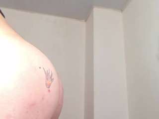 valentinapartyy Live Webcam on CamSoda