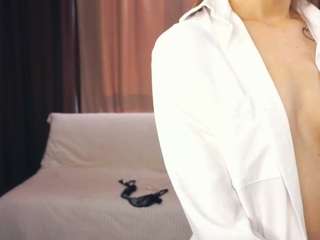 vernitabelluomini webcam model