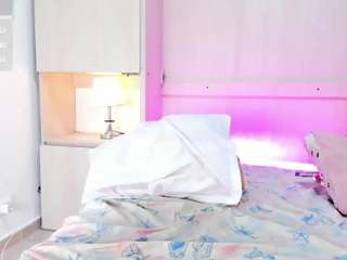 alaiaroose webcam