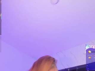 janneblossom from CamSoda