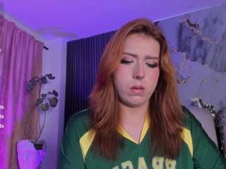 Live cam show with janneblossom