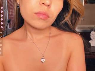 jilliangiel Live Webcam on CamSoda