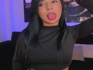 ayshelbrown's CamSoda show and profile