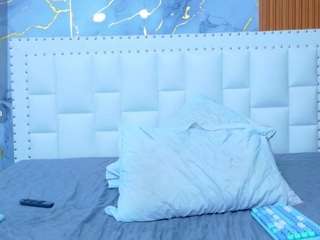 curvykinkydesire - Live Cam
