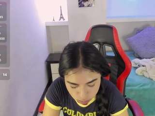 helena-weller Live Webcam on CamSoda