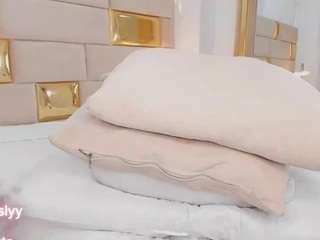 leslycutee webcam