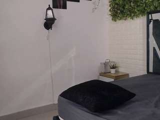  lianasmith chat room
