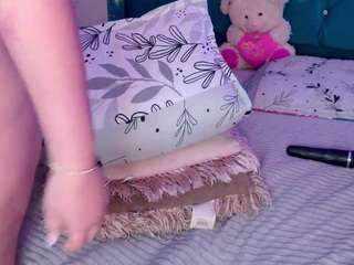  lillypeach23 chat room