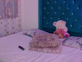  lillypeach23 chat room