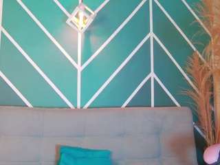 maylu-fox's CamSoda show and profile