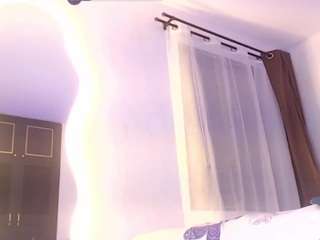 misskarla Live Webcam on CamSoda
