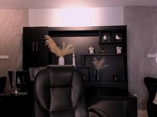 nataliagaret's CamSoda show and profile