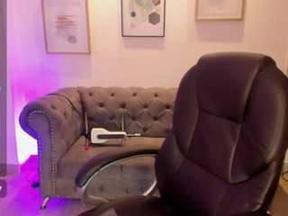  raven-stonee chat room