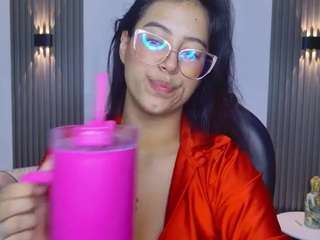 raven-stonee Live Webcam on CamSoda