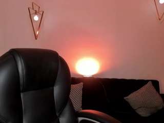 scarlettboss Live Webcam on CamSoda