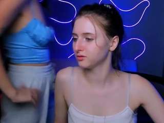  vanessa-luxy chat room