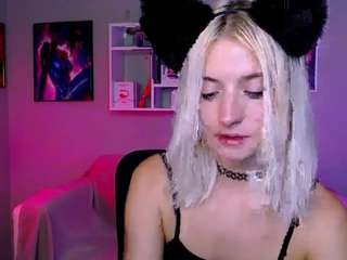 vanessa-luxy