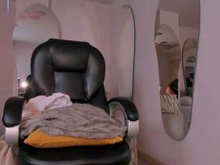 le modèle veronicablue est en webcam porno dans un show sur le site camsoda, il possède les tags suivants: black hair,brown eyes,deepthroat,dirty talk,fingering,handjob,nipple piercings,no drinking,no smoking,skinny,tiny tits