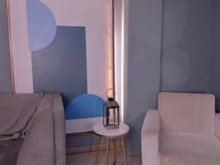 le modèle veronicablue est en webcam porno dans un show sur le site camsoda, il possède les tags suivants: black hair,brown eyes,deepthroat,dirty talk,fingering,handjob,nipple piercings,no drinking,no smoking,skinny,tiny tits,hd