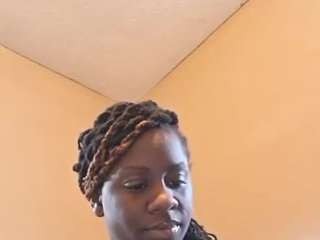 amayasimone Live Webcam on CamSoda