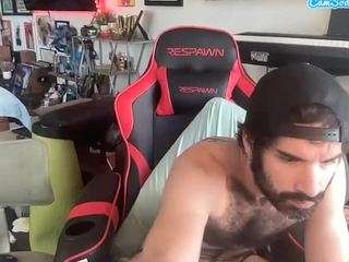 pupscritch's CamSoda show and profile