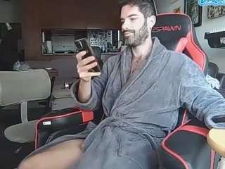 pupscritch webcam model