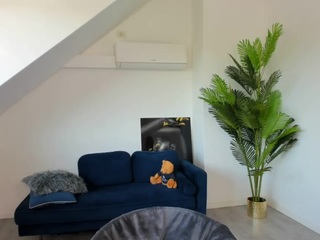 RanyaEvy live cam preview