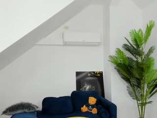 RanyaEvy live cam preview
