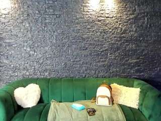 annesins from CamSoda