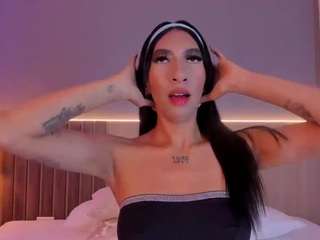 ashly-77 webcam