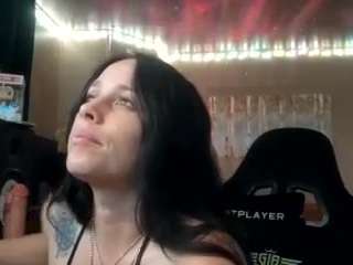 mavismable live webcam show