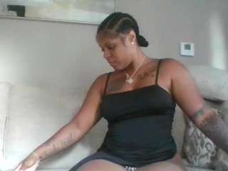  yazzdinero chat room