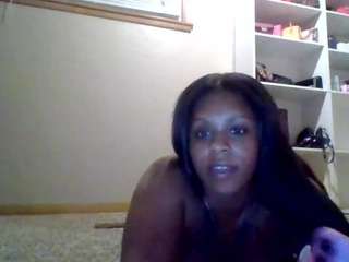 yazzdinero - Live Cam