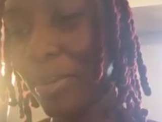 yoursecret1425 from CamSoda is Freechat