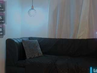 zou-quira Live Webcam on CamSoda