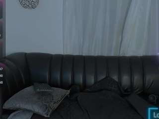  zou-quira chat room