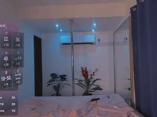  zou-quira chat room
