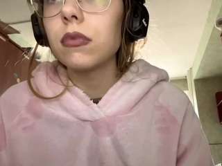 bellcromuel Live Webcam on CamSoda