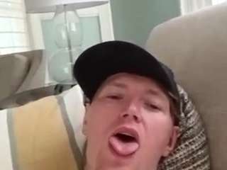 mrmorningwood2 Live Webcam on CamSoda
