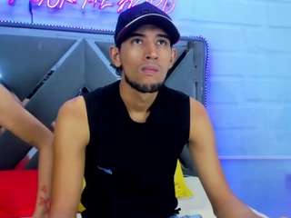 sex-fuckhott Live Webcam on CamSoda