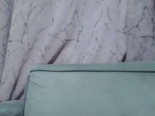 sweetsighs live cam profile