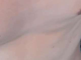 wellcreamedsurpr... Live Webcam on CamSoda