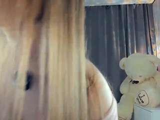 BelleDream live webcam show