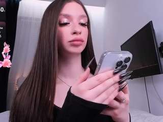  khloeforever chat room
