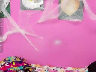 madisson022 Live Webcam on CamSoda
