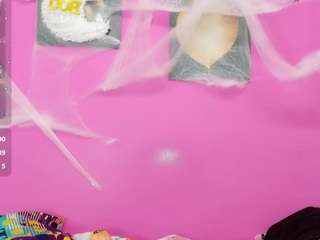 madisson022 Live Webcam on CamSoda