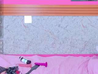 madisson022's CamSoda show and profile