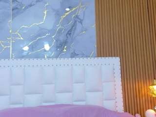 madisson022 Live Webcam on CamSoda