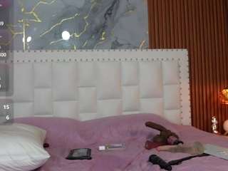 madisson022 live webcam show