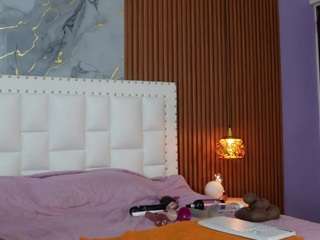 Madisson022 live webcam show